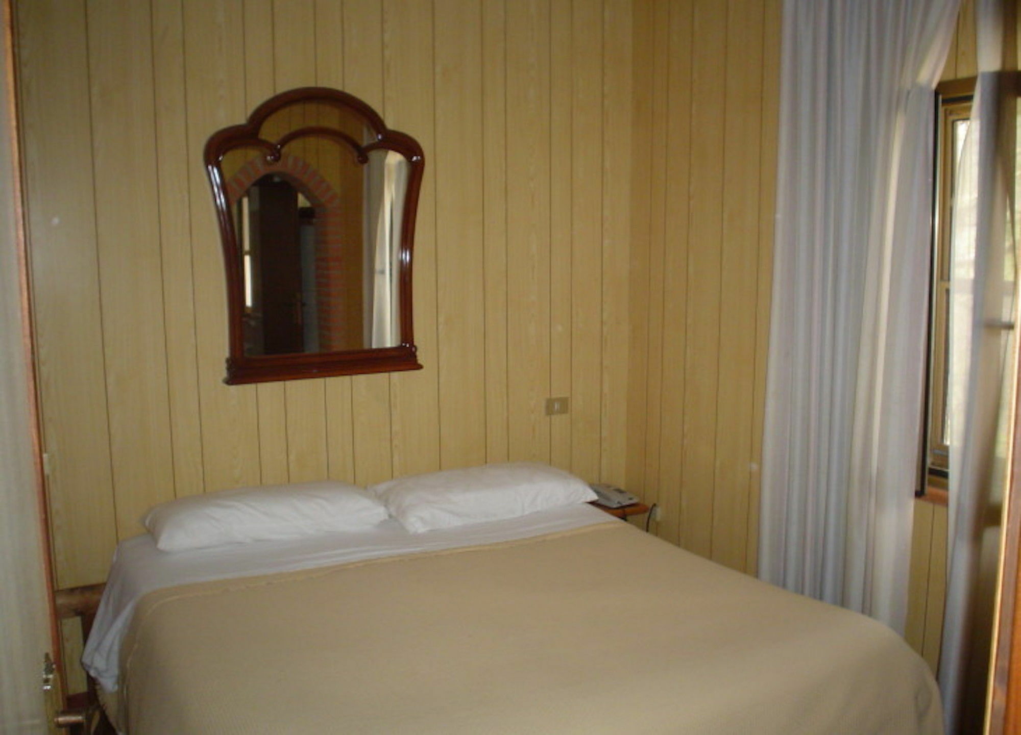 Hotel Ristorante La Pineta Scheggia Esterno foto